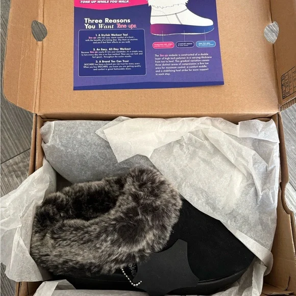 NWT Skechers tone ups - Picture 2 of 6